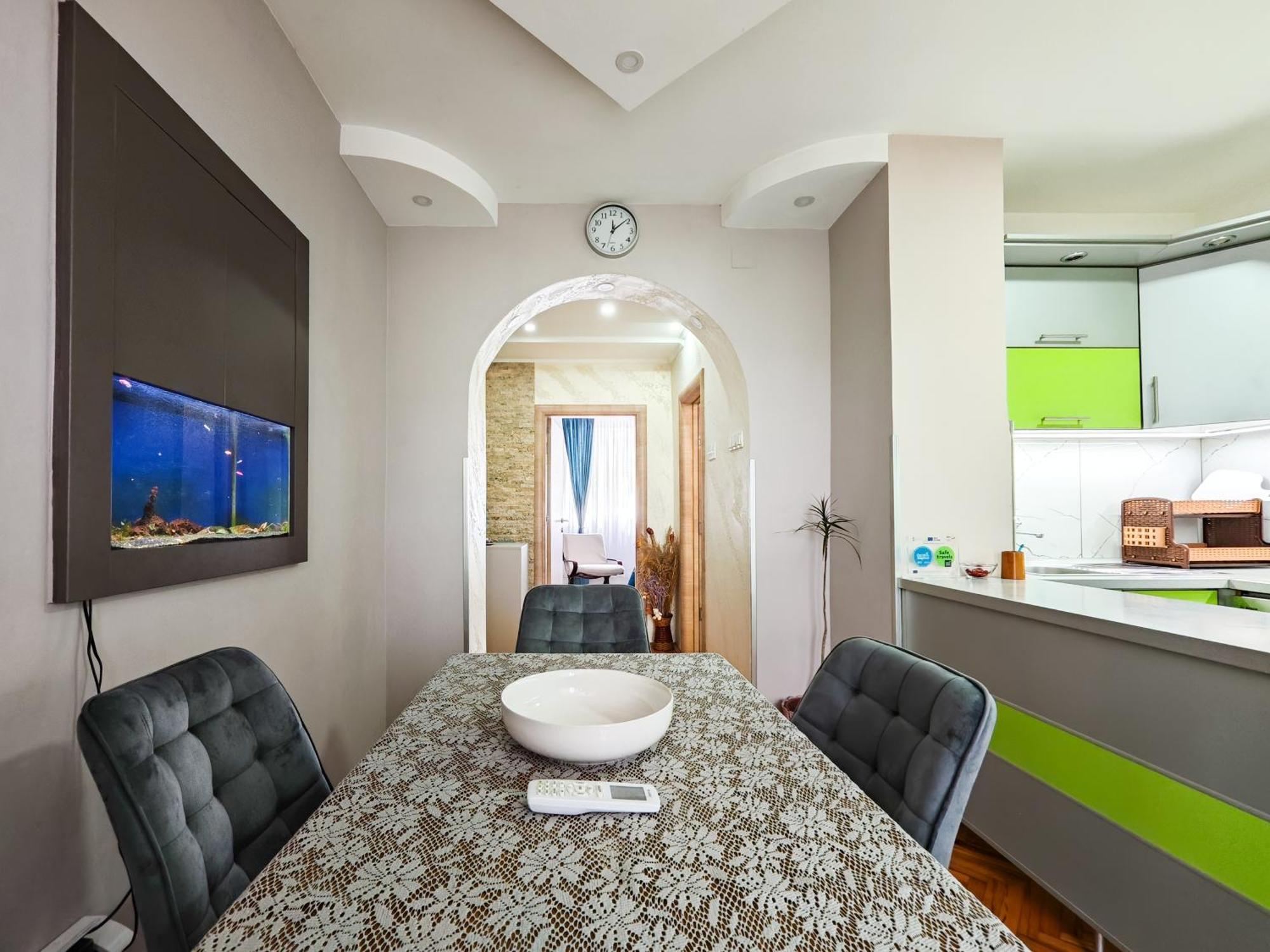 Apartman Julija Donji Milanovac Exterior photo